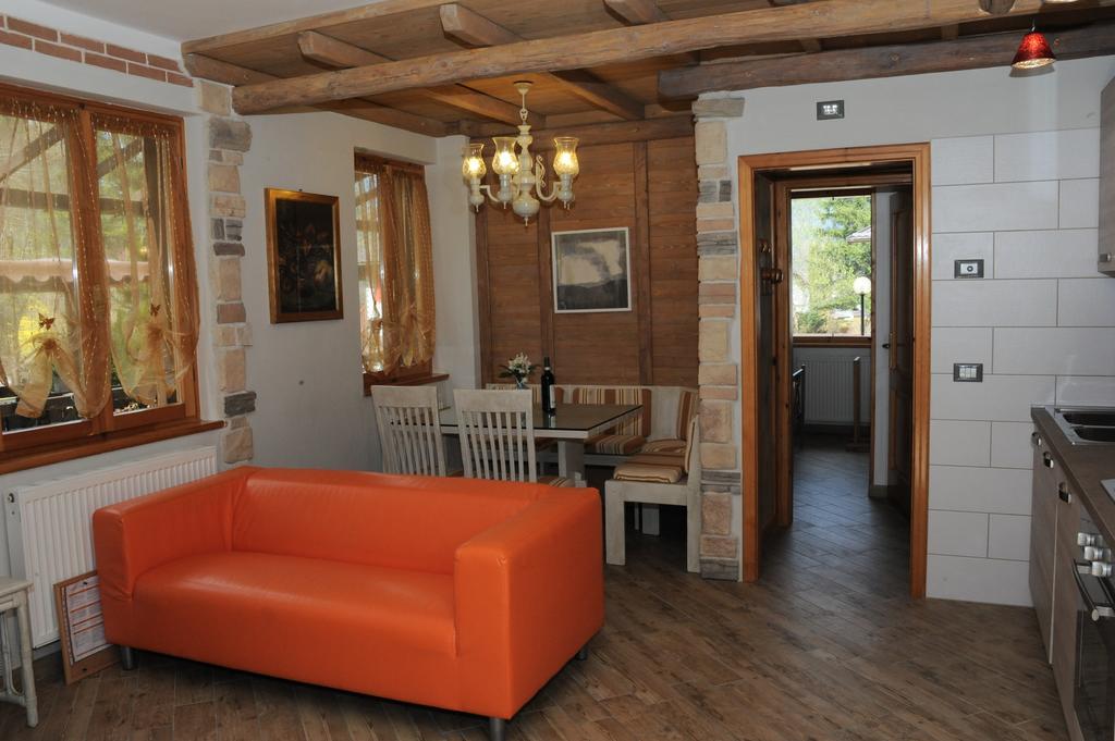 Casa Pippi Lägenhet Val Maria-Pur Exteriör bild