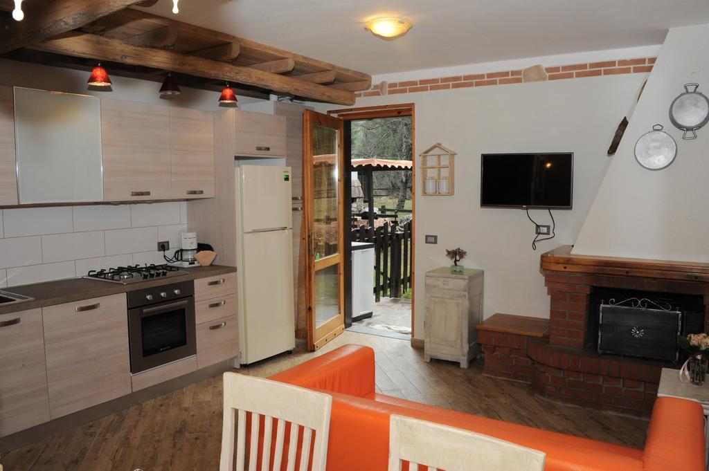 Casa Pippi Lägenhet Val Maria-Pur Exteriör bild